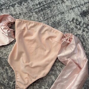 Off shoulder pink puff sleeve top